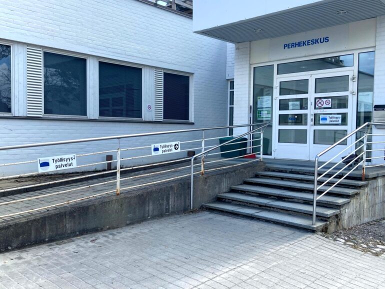 Työllisyyspalvelut sijaitsevat Keskuskatu 9