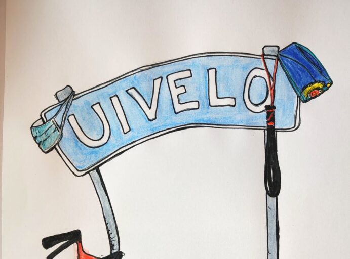 Kuvassa on Uivelo-esityksen juliste, joka esittää Uivelon tienvarsikylttiä, jonka päällä on erinäisiä asusteita kuten kravatti ja kasvomaski.