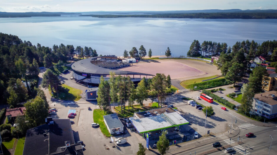 dronenäkymä stadionalueesta